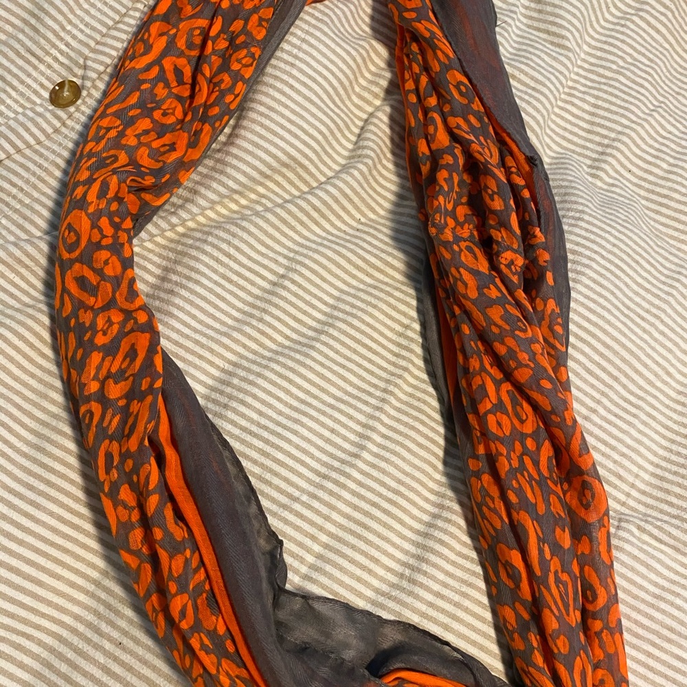 Infinity scarf - Picture 2 of 3